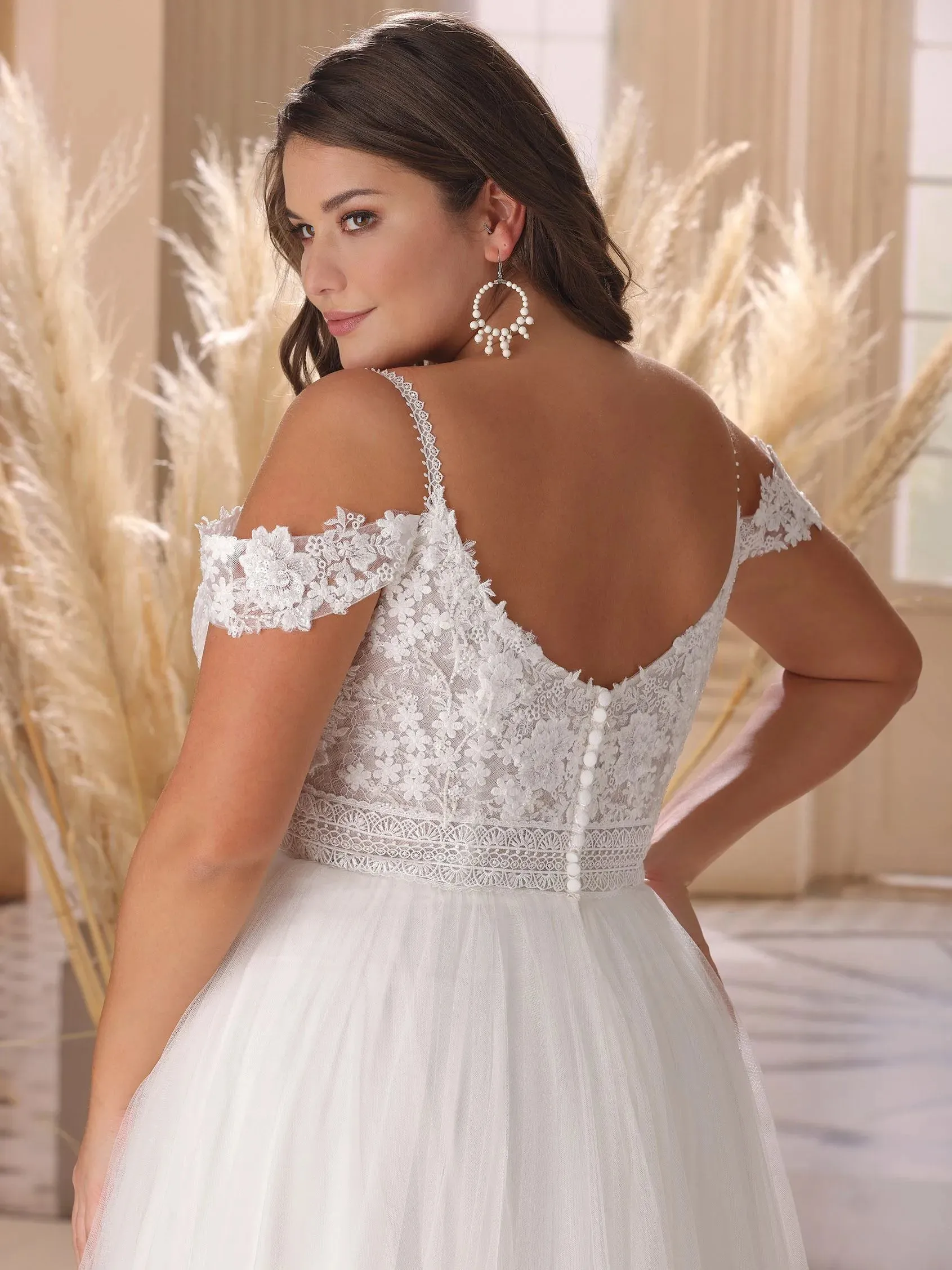 Elegant A-Line Plus Size Wedding Dress Women Open Back Lace White Off The Shoulder Sweetheart Bridal Gown Vestidos De Novia