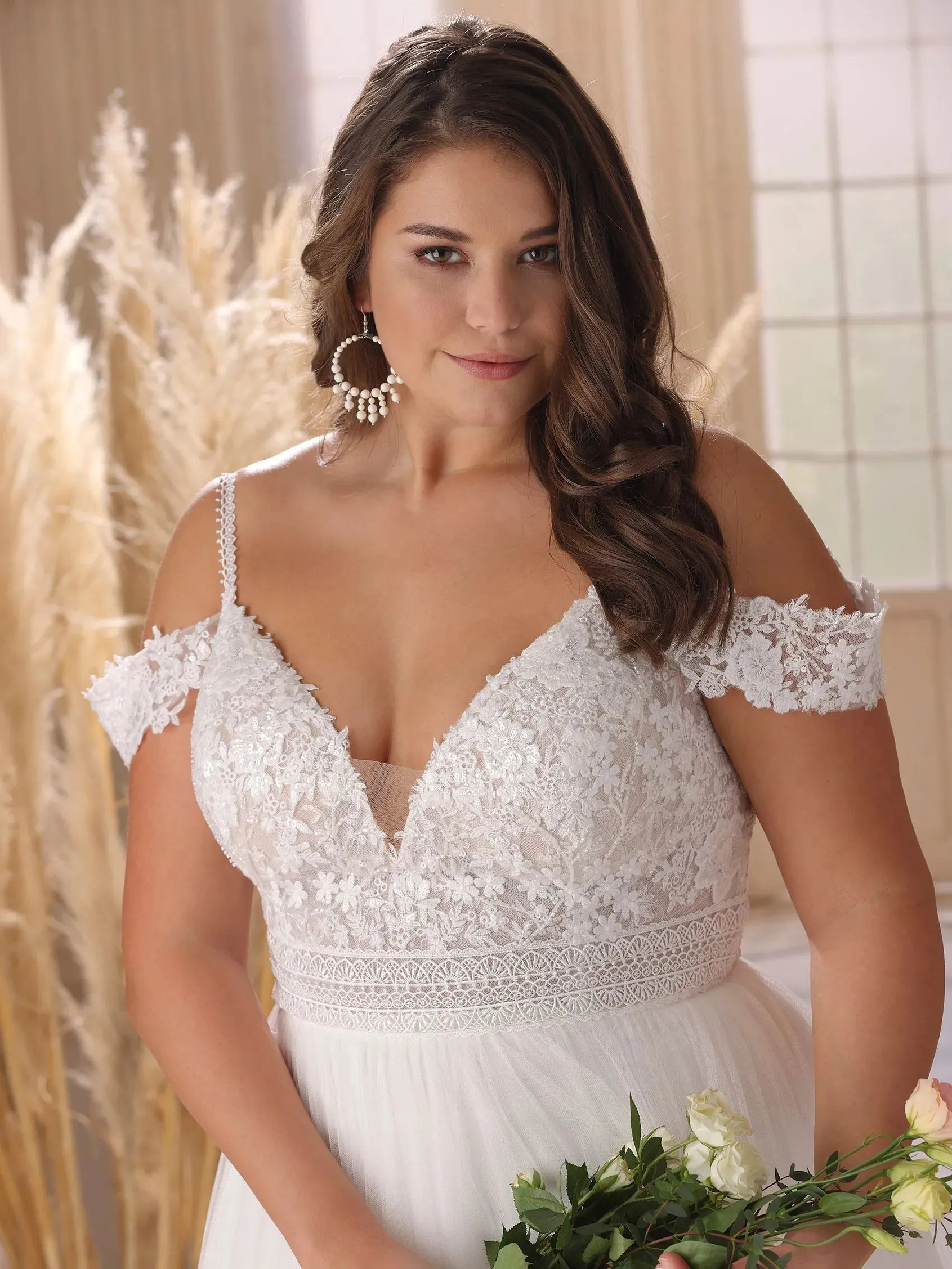 Elegant A-Line Plus Size Wedding Dress Women Open Back Lace White Off The Shoulder Sweetheart Bridal Gown Vestidos De Novia
