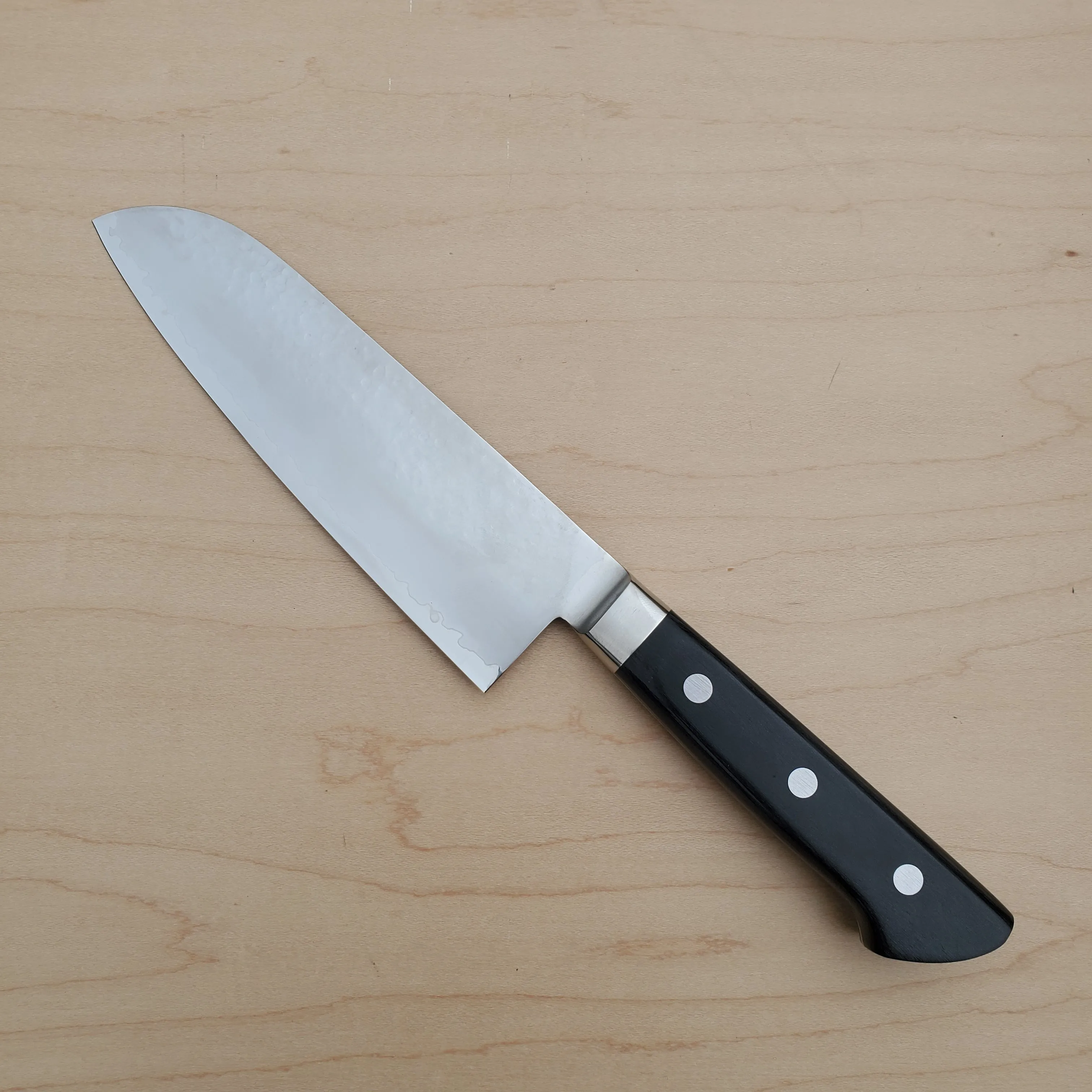 Sakai Kikumori GWT 160mm Santoku VG5 Tsuchime