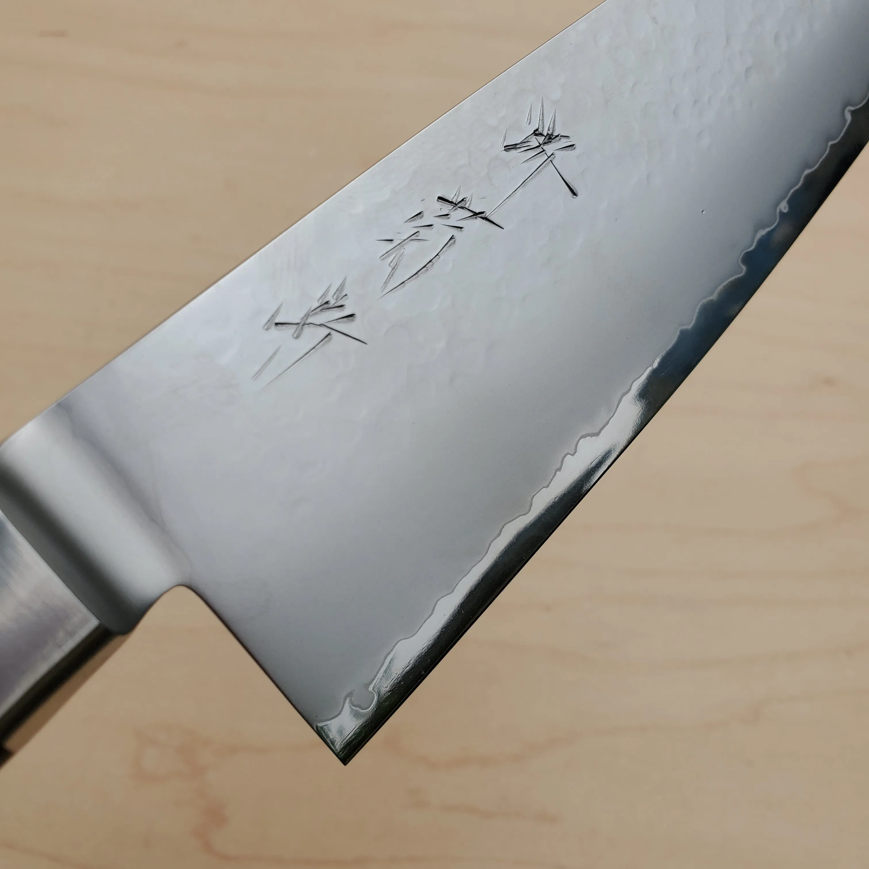 Sakai Kikumori GWT 160mm Santoku VG5 Tsuchime