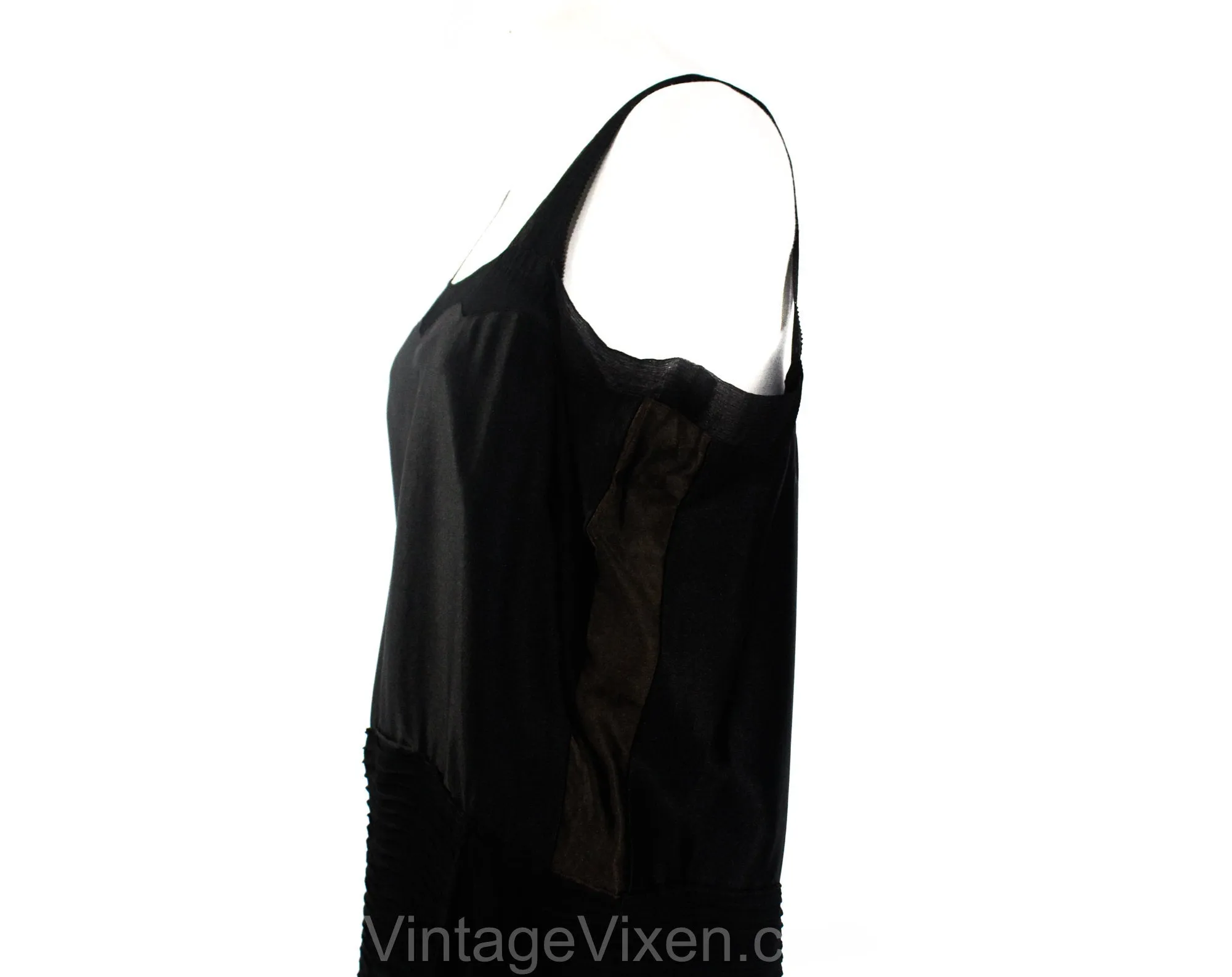 Size 8 1920s Flapper Dress - Chic 20s Era Avant Garde Party Cocktail with Pin Tucks and Scallops - Black Silk Satin & Chiffon - Bust 36